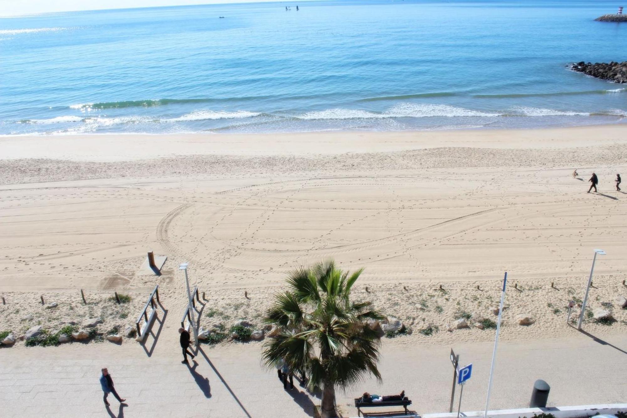 Quarteira Mar - Beach Front Екстер'єр фото